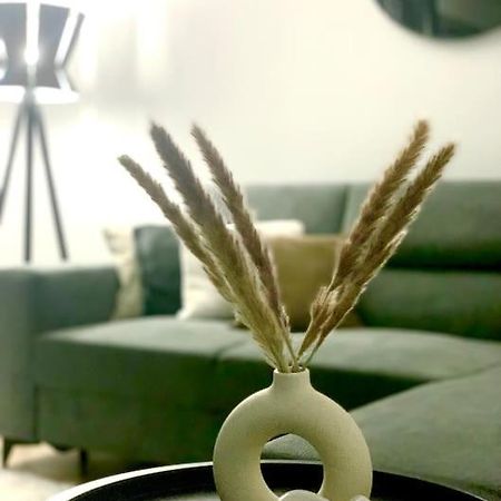 Asitad Deluxe Apartments Ruse Eksteriør billede